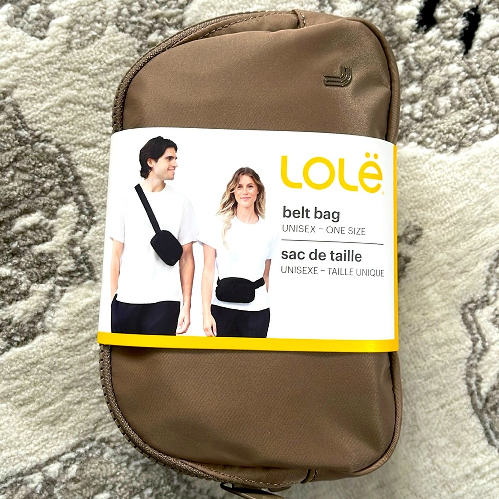 🤎LOLE tan belt bag.  So versatile functional everyday bag!